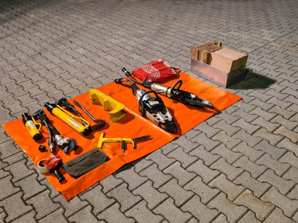 42ffec6e-db0c-4131-8e27-a4dfdd99c4dc